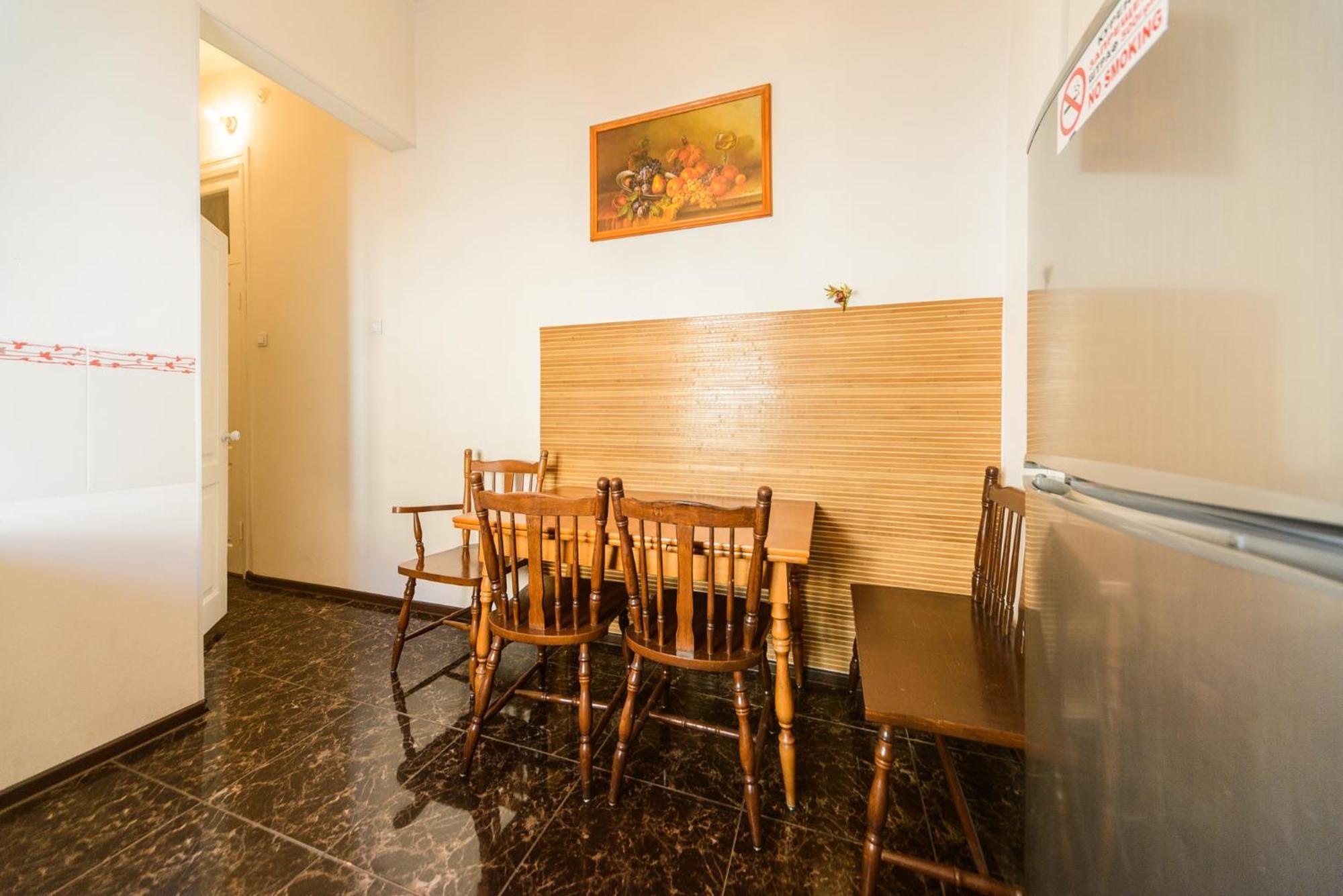 Apartment Near Arena City Киев Экстерьер фото